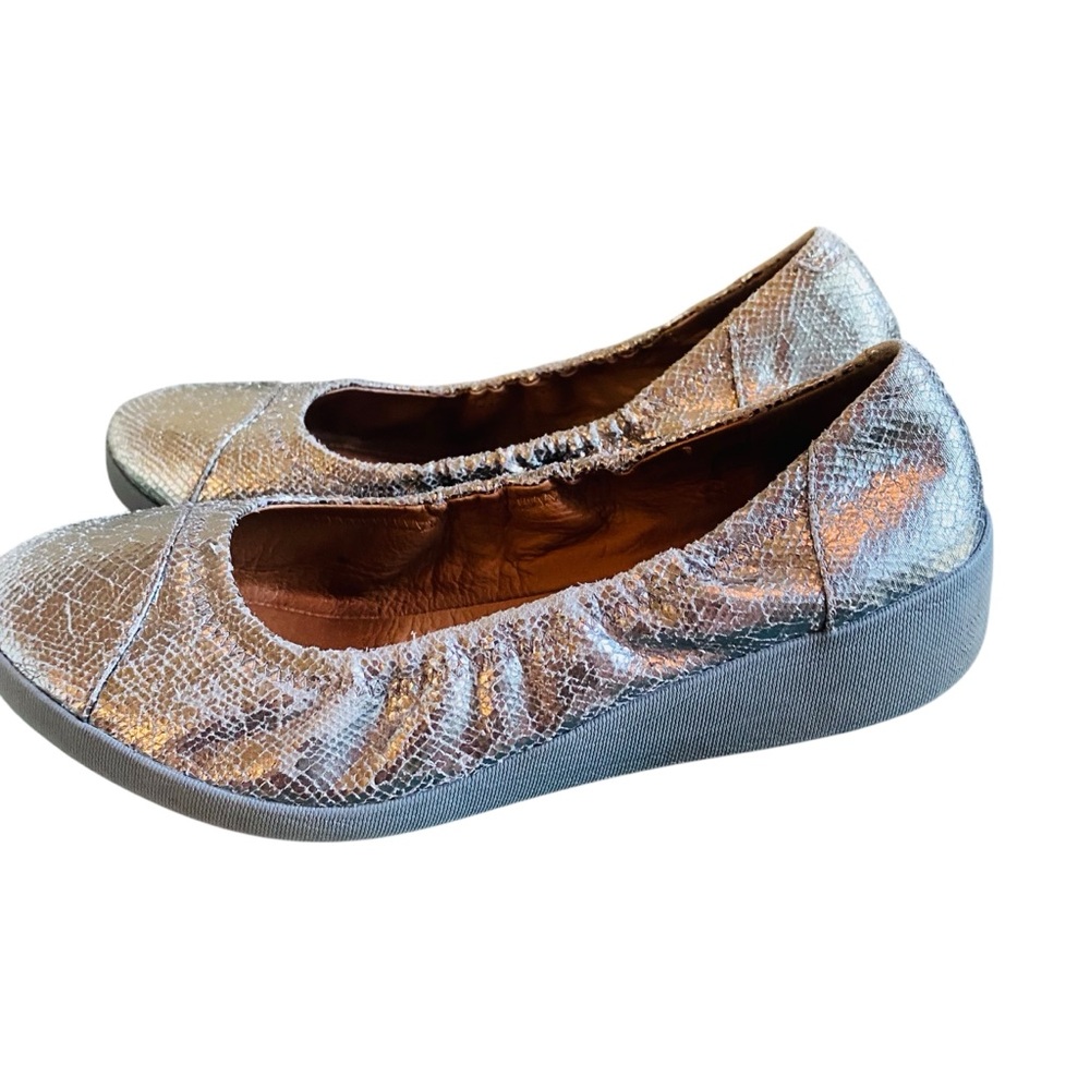 FitFlop | Silver Metallic Superbendy Ballet Flats - Picture 2 of 9